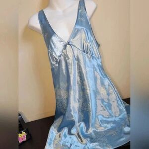 Jones New York size Large shiny blue satin chemise lingerie